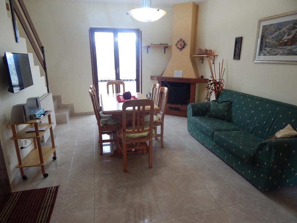 Sangro Apartment Castel Di Sangro Exterior foto